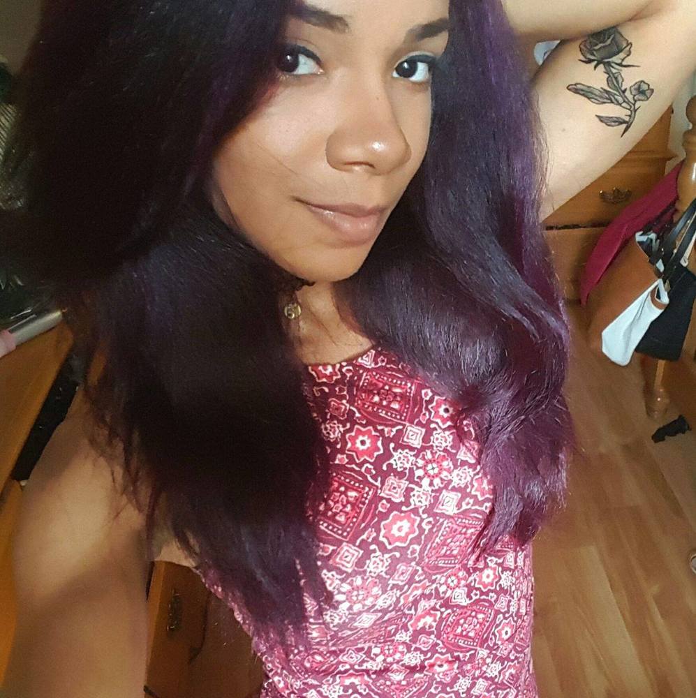 Meet your Posher, Ana